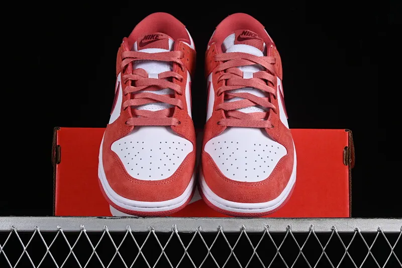 All Categories Nk SB Dunk Series Nk SB Dunk Low Low-top Sneakers Foreign Trade Version Nk SB Dunk Low Retro "Valentine's Day 2024" White Rose Red Valentine's Day SB Low-top Casual Sports Skateboard Shoes FQ7056-100